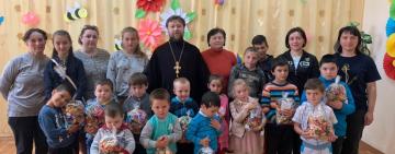 Благочинный Килийского округа оказал благотворительную помощь детскому саду с. Червоный Яр